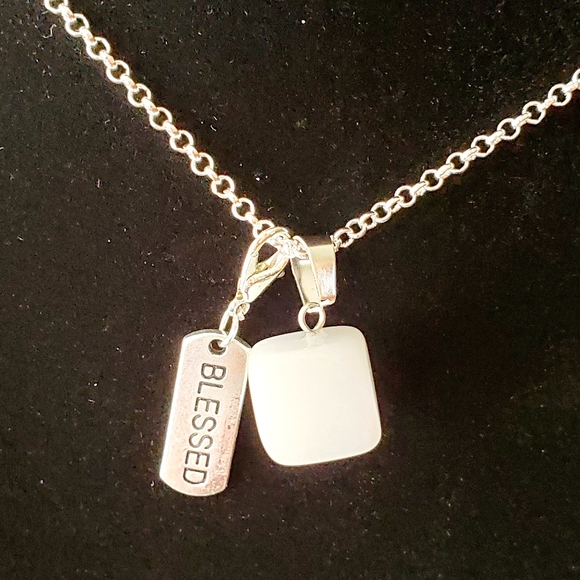 White Coral  30"\ .925 Sterling Silver Necklace - Picture 1 of 6